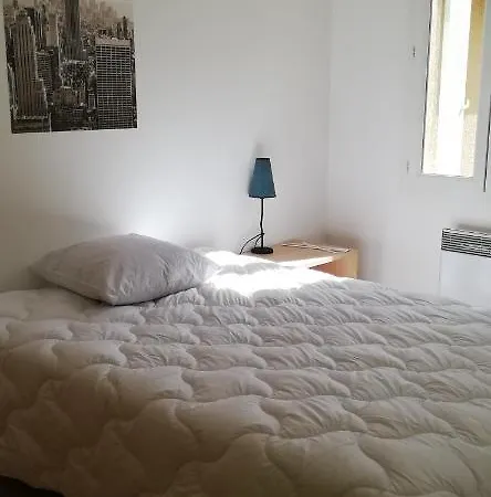 2 Personnes Νιμ